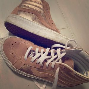 Metallic Rose Gold Old Skool Hi-top Vans